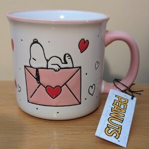 Peanuts Snoopy Mug Brand New